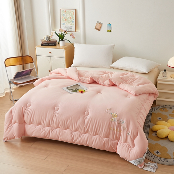 91家纺网 家纺一手货源 找家纺 （总）喜糯糯 2025年新款春秋蛋白棉加厚款被子被芯四季被子被芯直播供货