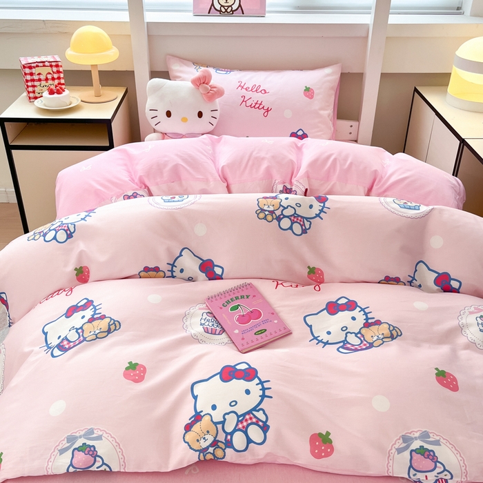 91家纺网 家纺一手货源 找家纺 暮思家居 2025新款三丽鸥授权全棉少女印花系列学生宿舍三件套四件套 kt和熊