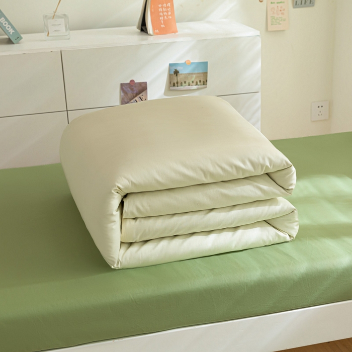 91家纺网 家纺一手货源 找家纺 涵宸家纺 2025新款全棉拼色纯色宿舍套件-米兰 米兰（奶白+月光绿）