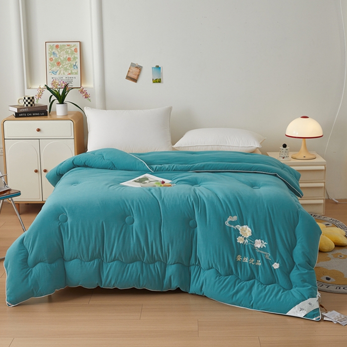 91家纺网 家纺一手货源 找家纺 喜糯糯 2025年新款春秋蛋白棉加厚款被子被芯四季被子被芯直播供货 松石绿