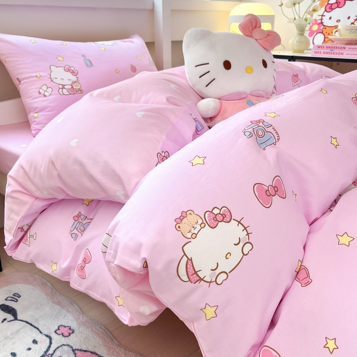 91家纺网 家纺一手货源 找家纺 暮思家居 2025新款三丽鸥授权全棉少女印花系列学生宿舍三件套四件套 美美凯蒂