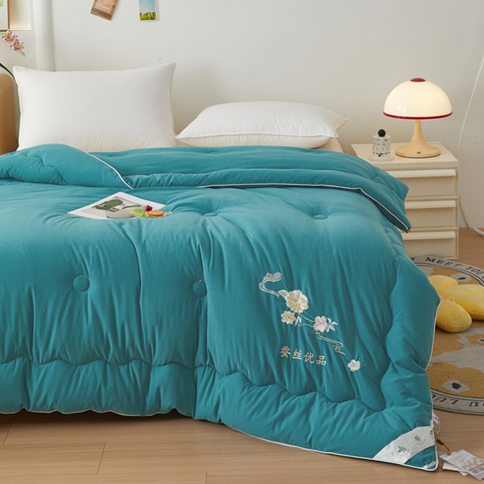 91家纺网 家纺一手货源 找家纺 喜糯糯 2025年新款春秋蛋白棉加厚款被子被芯四季被子被芯直播供货 松石绿