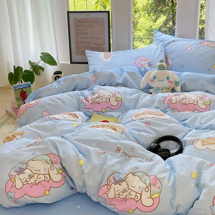 91家纺网 家纺一手货源 找家纺 蓝邻家纺 2025年新款三丽鸥正版授权全棉印花四件套系列-大床图 彩虹玉桂狗