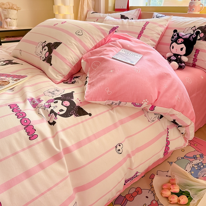 91家纺网 家纺一手货源 找家纺 蓝邻家纺 2025年新款三丽鸥正版授权全棉印花四件套系列-大床图 米酷-粉