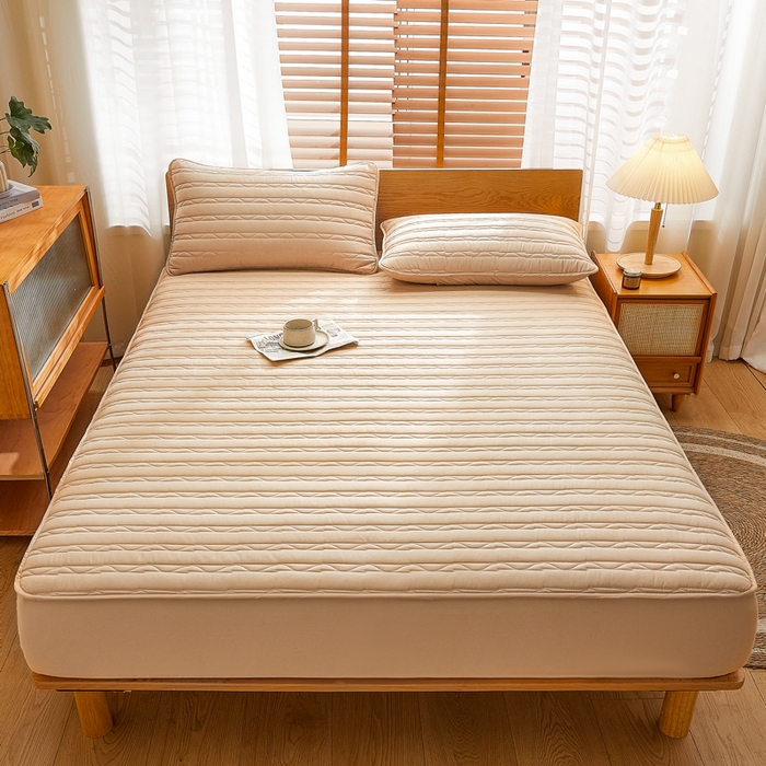 91家纺网 家纺一手货源 找家纺 雪云美2025新款全棉夹棉床笠斜纹A类纯棉床罩可定制尺寸 条纹- 驼色