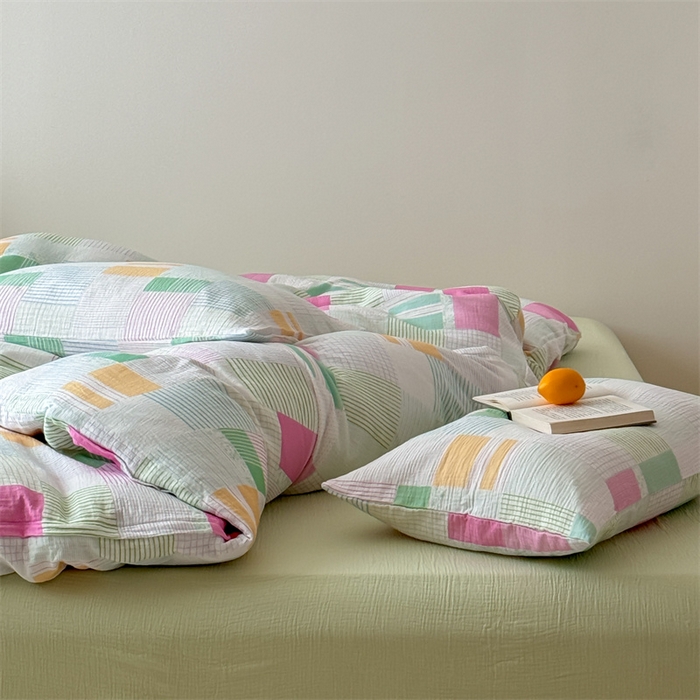 91家纺网 家纺一手货源 找家纺 山舍家居 2025新款母婴级全棉双层皱皱纱四件套 玫莓芭乐-绿