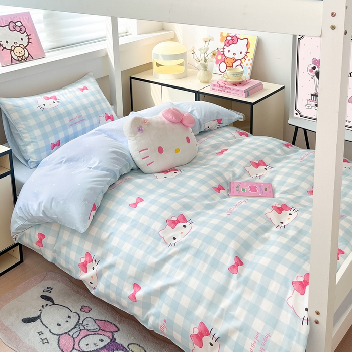 91家纺网 家纺一手货源 找家纺 暮思家居 2025新款三丽鸥授权全棉少女印花系列学生宿舍三件套四件套 乖巧KT