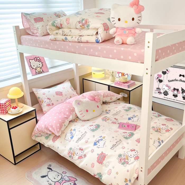 91家纺网 家纺一手货源 找家纺 暮思家居 2025新款三丽鸥授权全棉少女印花系列学生宿舍三件套四件套 甜心KT