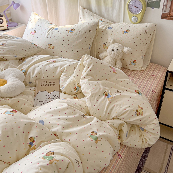 91家纺网 家纺一手货源 找家纺 耀悦家纺 2025新款13070全棉印花四件套 彩色波点腊肠狗