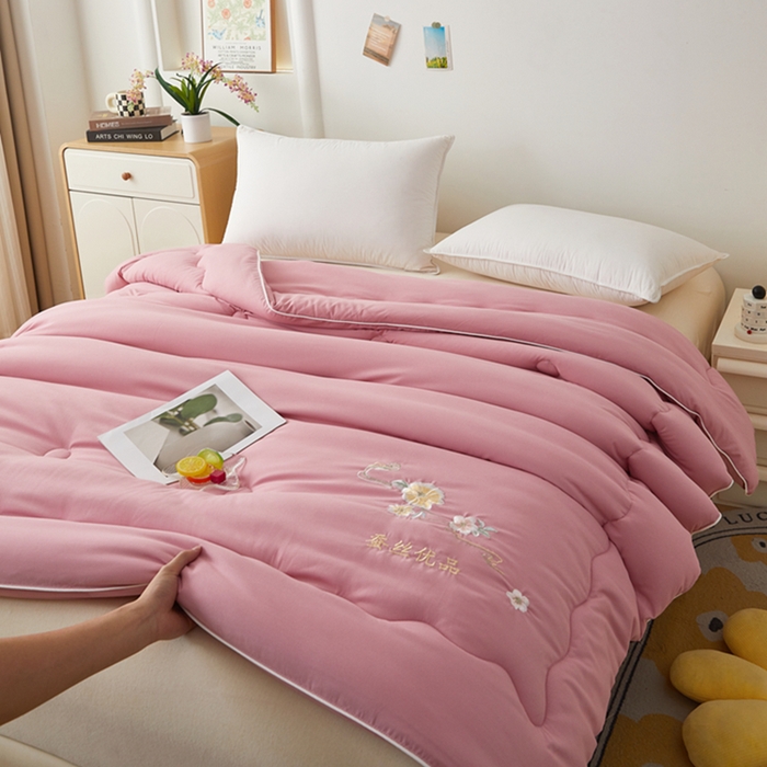 91家纺网 家纺一手货源 找家纺 喜糯糯 2025年新款春秋蛋白棉加厚款被子被芯四季被子被芯直播供货 豆沙