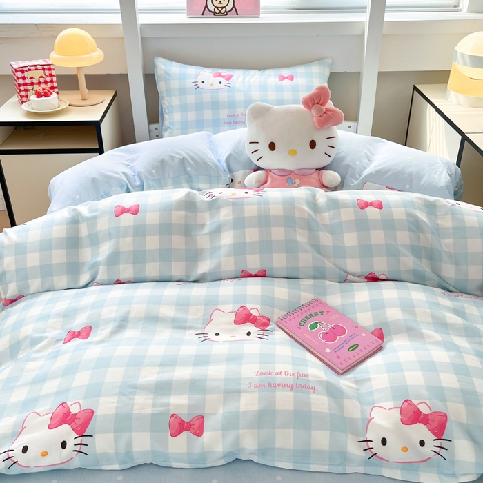 91家纺网 家纺一手货源 找家纺 暮思家居 2025新款三丽鸥授权全棉少女印花系列学生宿舍三件套四件套 乖巧KT