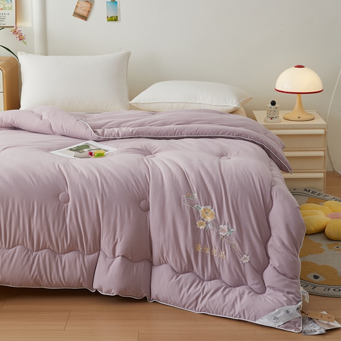91家纺网 家纺一手货源 找家纺 喜糯糯 2025年新款春秋蛋白棉加厚款被子被芯四季被子被芯直播供货 香芋紫