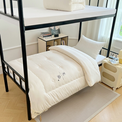 91家纺网 家纺一手货源 找家纺 （总）锦润家纺 2025新款12868全棉纯棉学生宿舍上下铺三件套和六件套