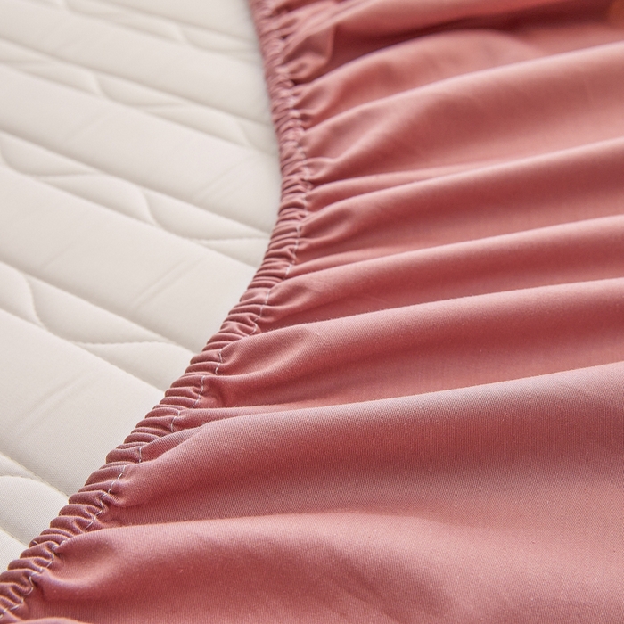 91家纺网 家纺一手货源 找家纺 雪云美2025新款全棉夹棉床笠斜纹A类纯棉床罩可定制尺寸 条纹- 棕红