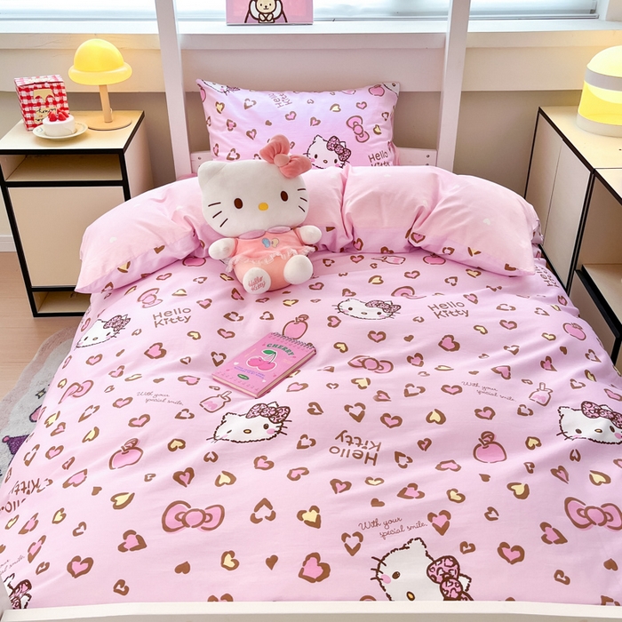 91家纺网 家纺一手货源 找家纺 暮思家居 2025新款三丽鸥授权全棉少女印花系列学生宿舍三件套四件套 凯蒂乐园