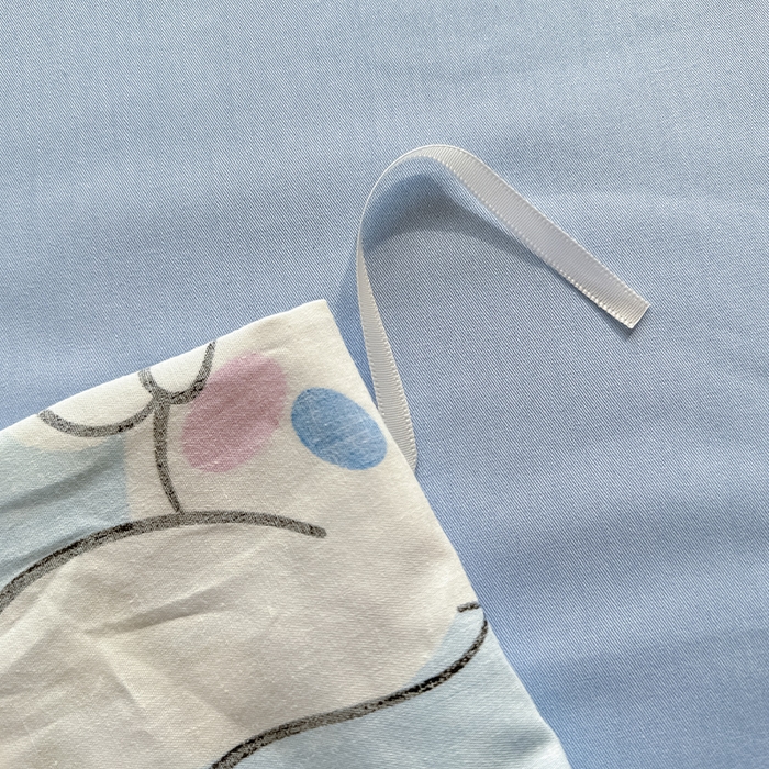 91家纺网 家纺一手货源 找家纺 蓝邻家纺 2025年新款三丽鸥正版授权全棉印花四件套系列-大床图 玉桂狗