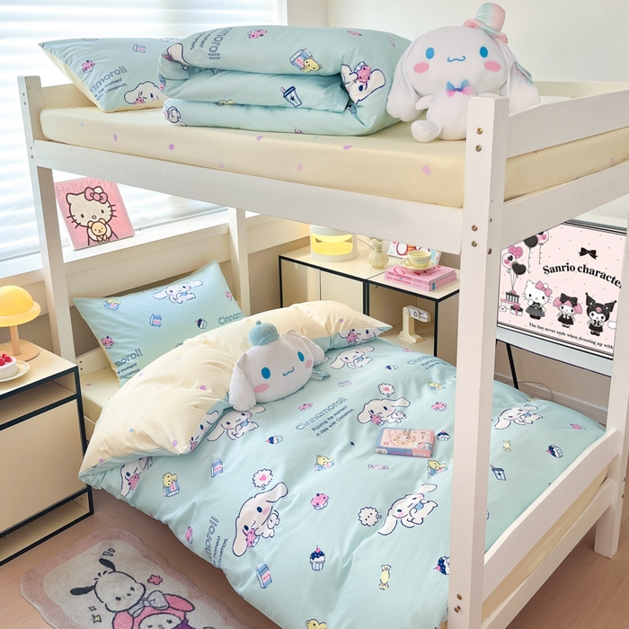 91家纺网 家纺一手货源 找家纺 暮思家居 2025新款三丽鸥授权全棉少女印花系列学生宿舍三件套四件套 奶牛大耳狗