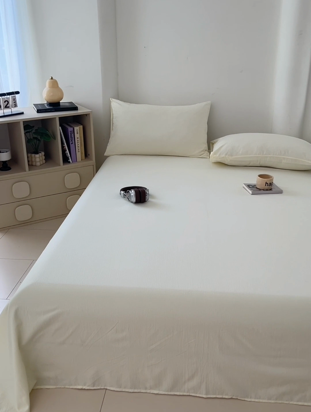 91家纺网 家纺一手货源 找家纺 卡迪熊家纺2025新款木m双层纱床单 月牙黄