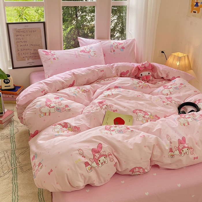 91家纺网 家纺一手货源 找家纺 蓝邻家纺 2025年新款三丽鸥正版授权全棉印花四件套系列-大床图 童趣美乐蒂