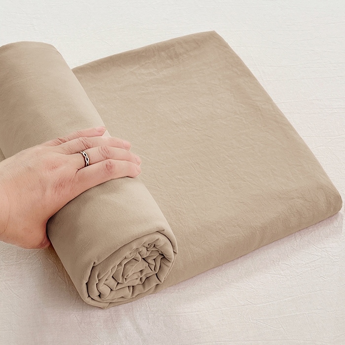 91家纺网 家纺一手货源 找家纺 卡迪熊家纺2025新款水洗m床单 卡其