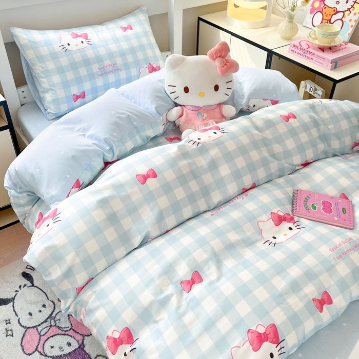 91家纺网 家纺一手货源 找家纺 暮思家居 2025新款三丽鸥授权全棉少女印花系列学生宿舍三件套四件套 乖巧KT