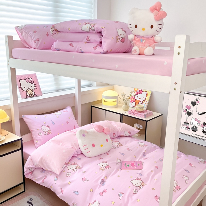 91家纺网 家纺一手货源 找家纺 暮思家居 2025新款三丽鸥授权全棉少女印花系列学生宿舍三件套四件套 美美凯蒂