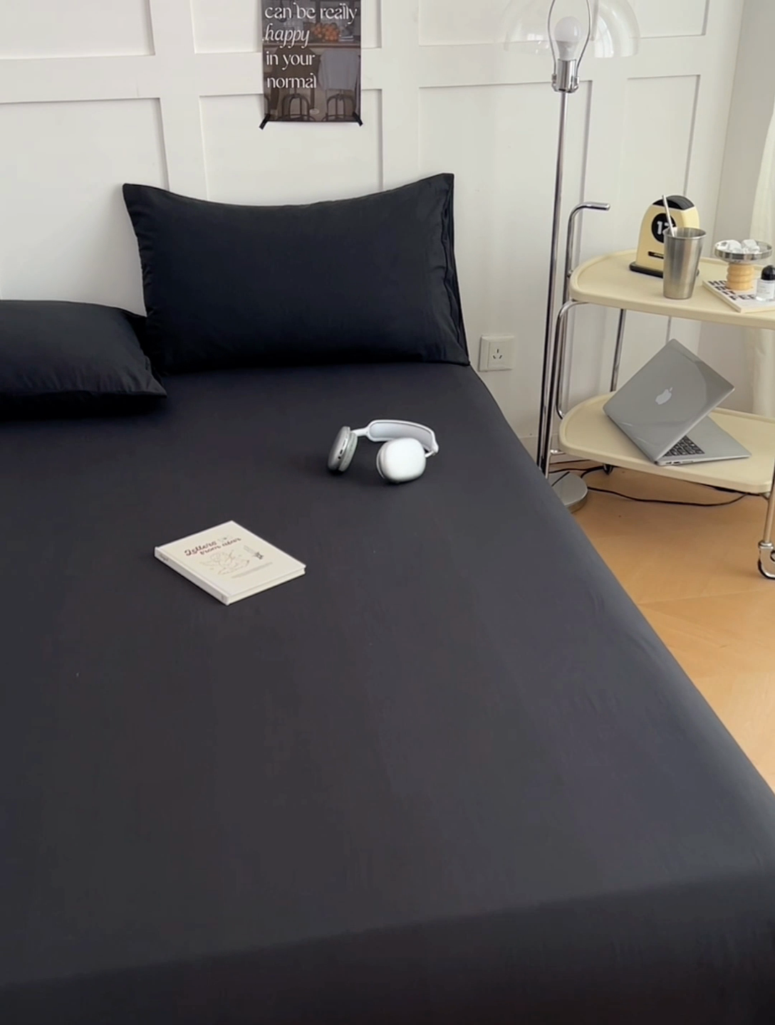 91家纺网 家纺一手货源 找家纺 卡迪熊家纺2025新款水洗m床单 耀夜黑