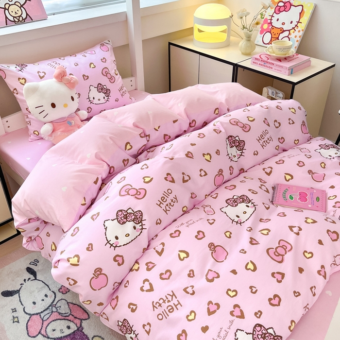 91家纺网 家纺一手货源 找家纺 暮思家居 2025新款三丽鸥授权全棉少女印花系列学生宿舍三件套四件套 凯蒂乐园