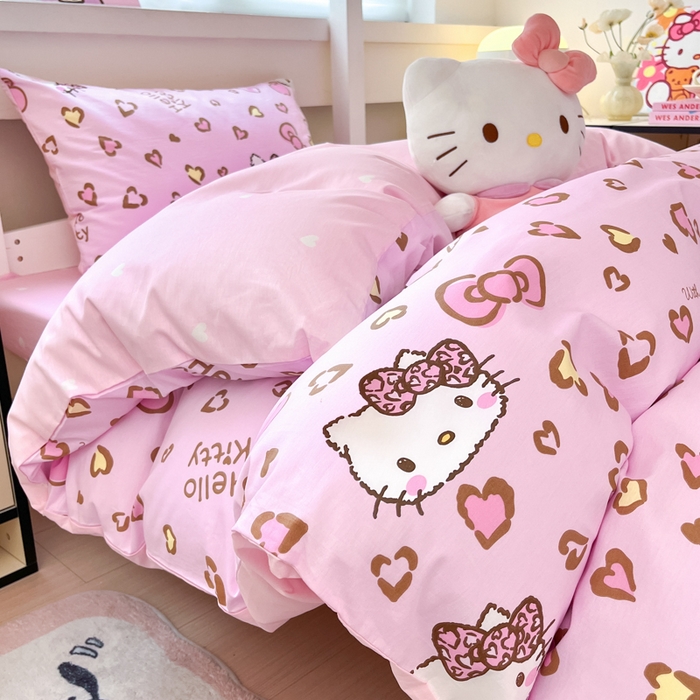 91家纺网 家纺一手货源 找家纺 暮思家居 2025新款三丽鸥授权全棉少女印花系列学生宿舍三件套四件套 凯蒂乐园