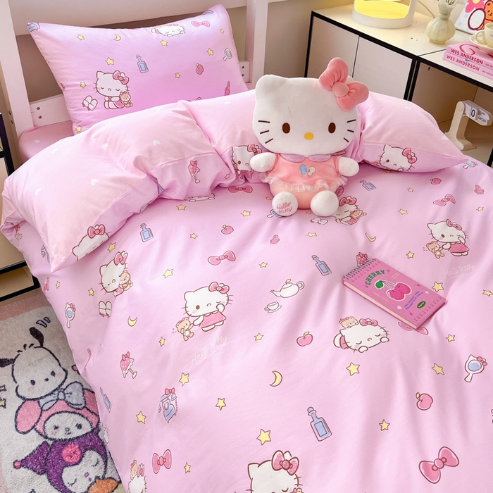 91家纺网 家纺一手货源 找家纺 暮思家居 2025新款三丽鸥授权全棉少女印花系列学生宿舍三件套四件套 美美凯蒂