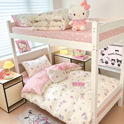 91家纺网 家纺一手货源 找家纺 暮思家居 2025新款三丽鸥授权全棉少女印花系列学生宿舍三件套四件套 甜筒凯蒂