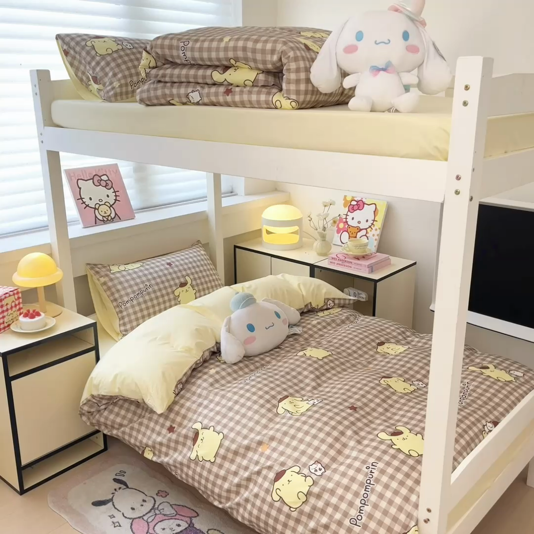 91家纺网 家纺一手货源 找家纺 暮思家居 2025新款三丽鸥授权全棉少女印花系列学生宿舍三件套四件套 可可布丁狗