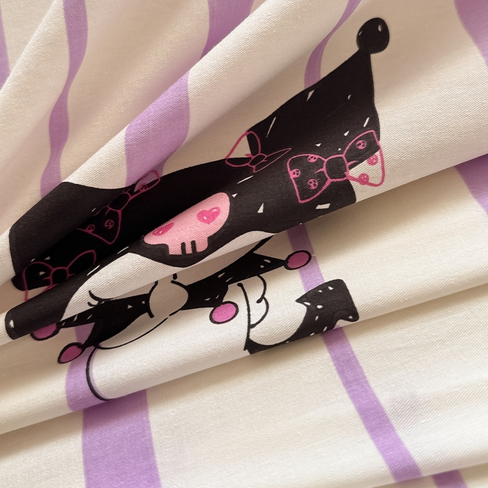 91家纺网 家纺一手货源 找家纺 蓝邻家纺 2025年新款三丽鸥正版授权全棉印花四件套系列-大床图 米酷-紫