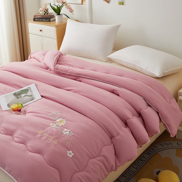 91家纺网 家纺一手货源 找家纺 喜糯糯 2025年新款春秋蛋白棉加厚款被子被芯四季被子被芯直播供货 豆沙