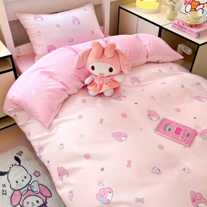 91家纺网 家纺一手货源 找家纺 暮思家居 2025新款三丽鸥授权全棉少女印花系列学生宿舍三件套四件套 可可美乐蒂