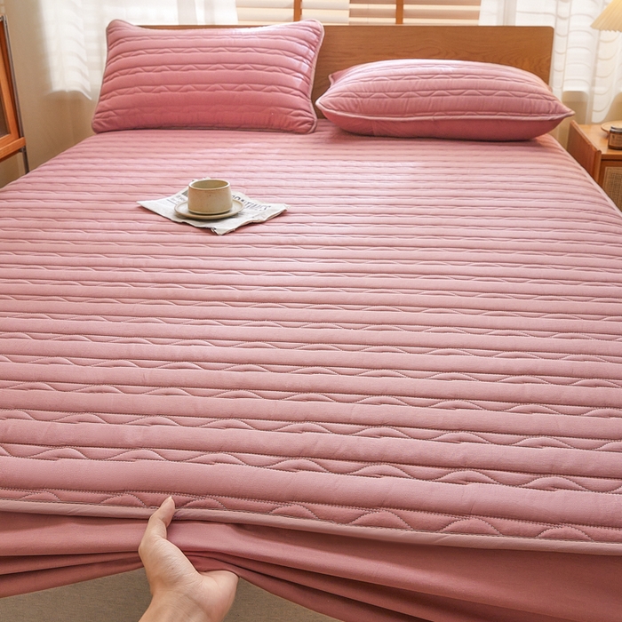 91家纺网 家纺一手货源 找家纺 雪云美2025新款全棉夹棉床笠斜纹A类纯棉床罩可定制尺寸 条纹- 棕红