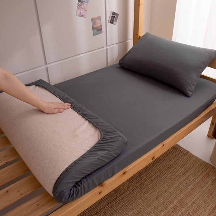 91家纺网 家纺一手货源 找家纺 暖季家纺2025新款无印风学生防水床笠 防水-高级灰