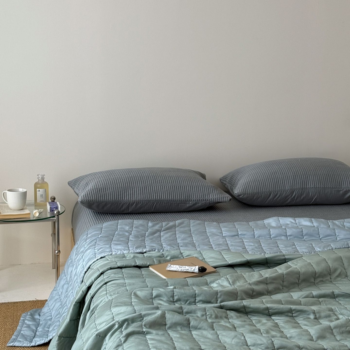 91家纺网 家纺一手货源 找家纺 汇庭 2025新款赫本夏被夏凉被空调被床盖三件套系列 夏被-幻想蓝