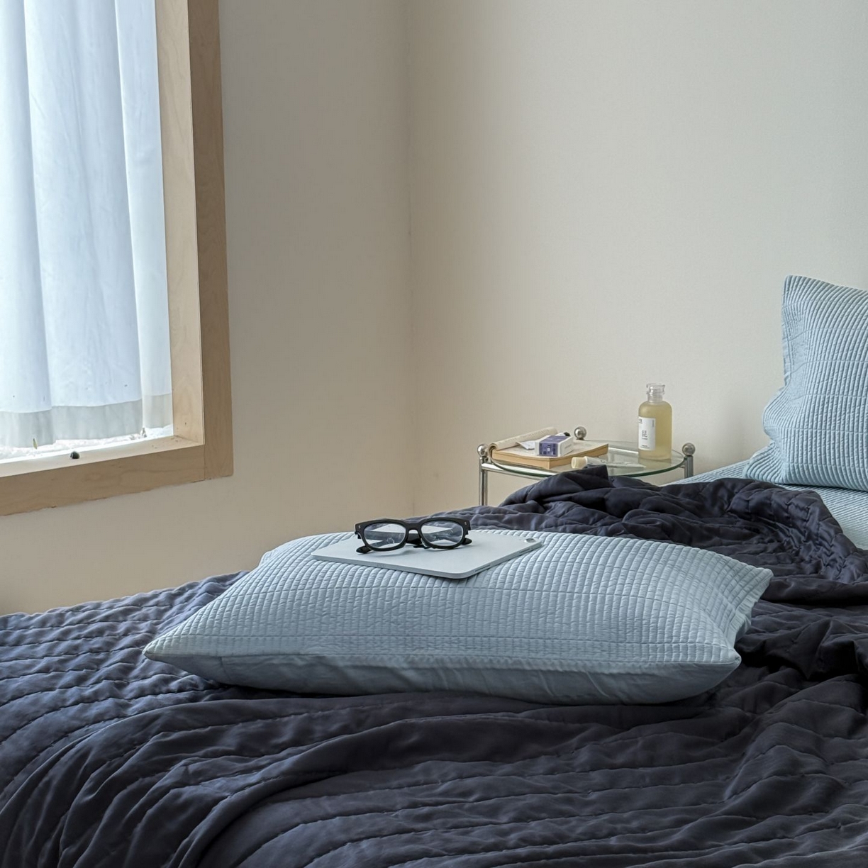 91家纺网 家纺一手货源 找家纺 汇庭 2025新款赫本夏被夏凉被空调被床盖三件套系列 夏被-汇深蓝