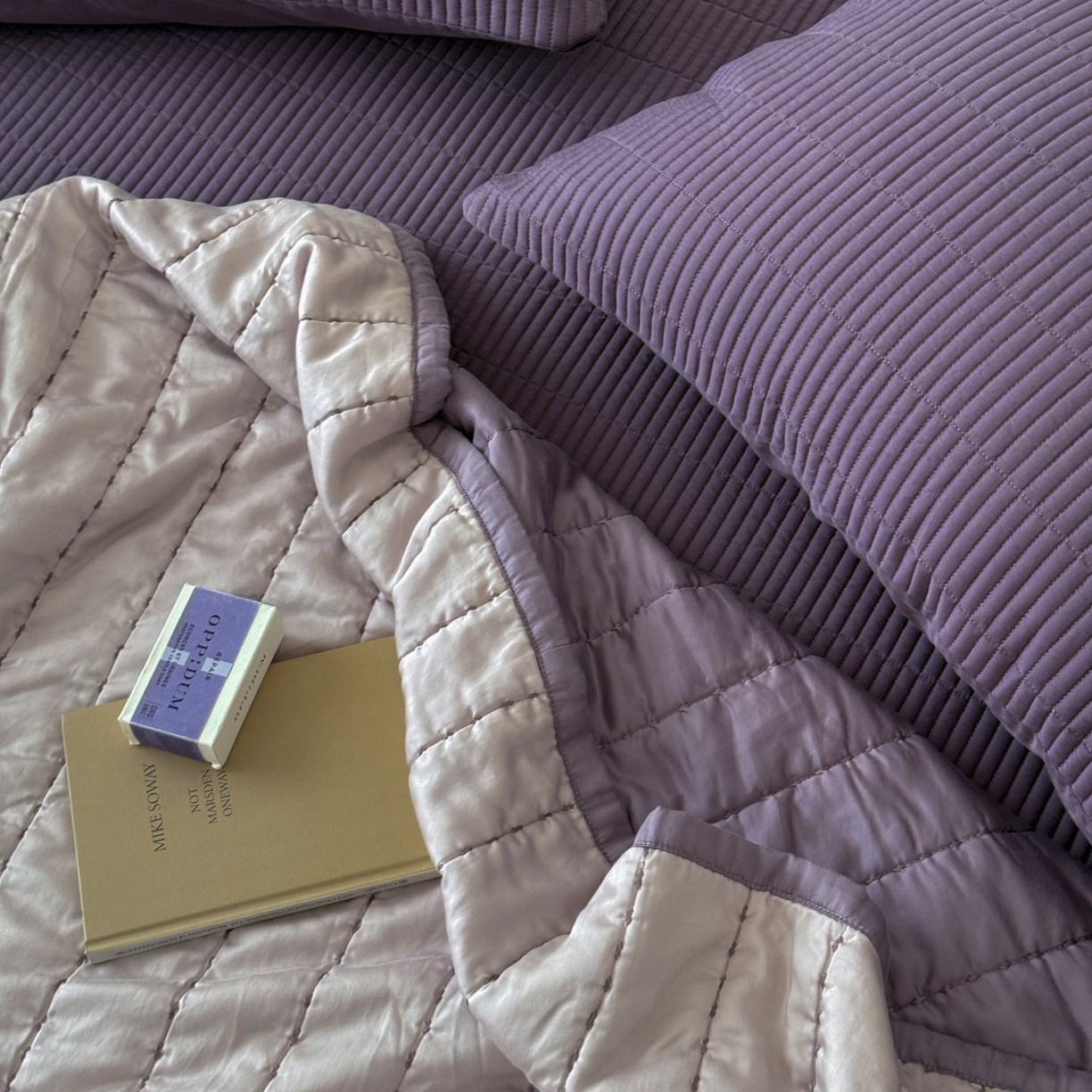 91家纺网 家纺一手货源 找家纺 汇庭 2025新款赫本夏被夏凉被空调被床盖三件套系列 夏被-星黛紫