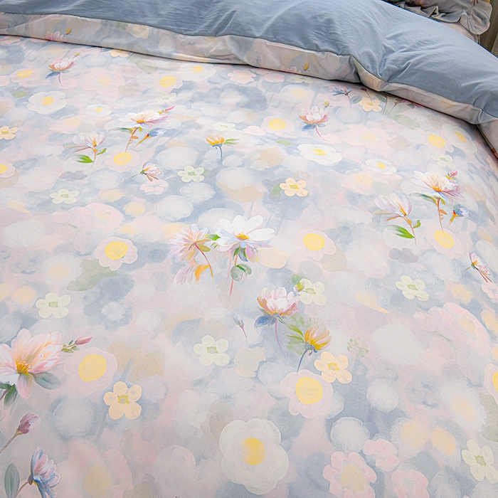 91家纺网 家纺一手货源 找家纺 家之硕家纺 2025春夏新款床裙款四件套繁花似锦系列 静若繁花