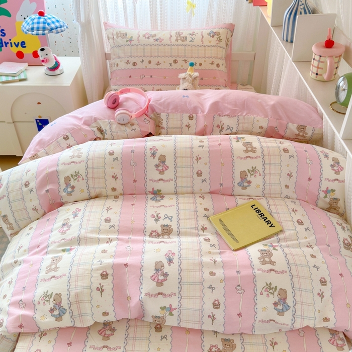 91家纺网 家纺一手货源 找家纺 曼之夏 2025新款全棉纯棉印花学生宿舍上下铺三件套 奶昔小熊