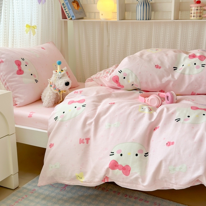 91家纺网 家纺一手货源 找家纺 曼之夏 2025新款全棉纯棉印花学生宿舍上下铺三件套 甜心猫咪