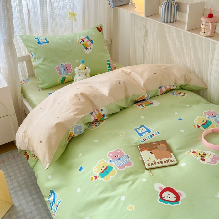 91家纺网 家纺一手货源 找家纺 曼之夏 2025新款全棉纯棉印花学生宿舍上下铺三件套 趣味熊