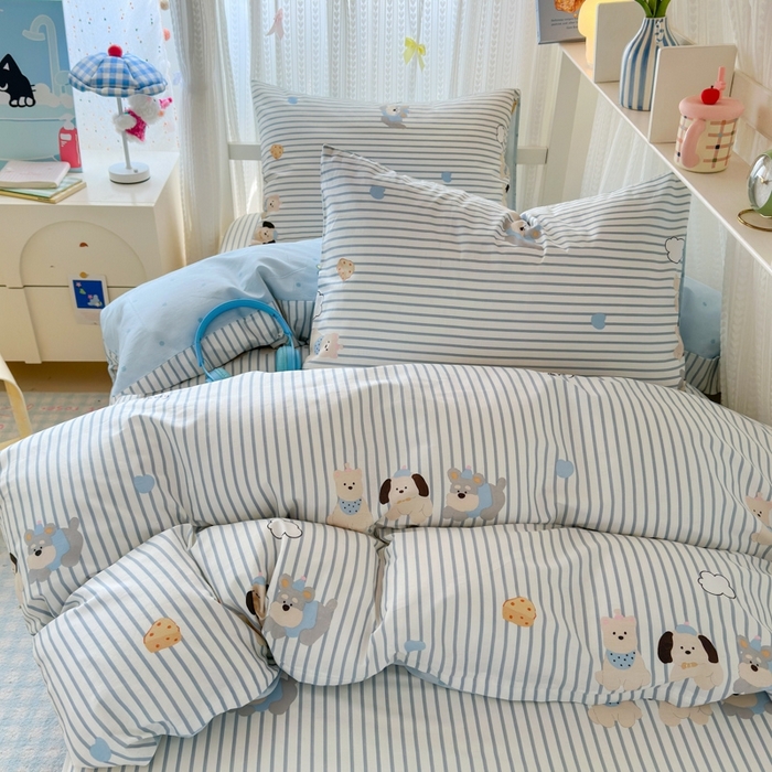 91家纺网 家纺一手货源 找家纺 曼之夏 2025新款全棉纯棉印花学生宿舍上下铺三件套 小狗日记