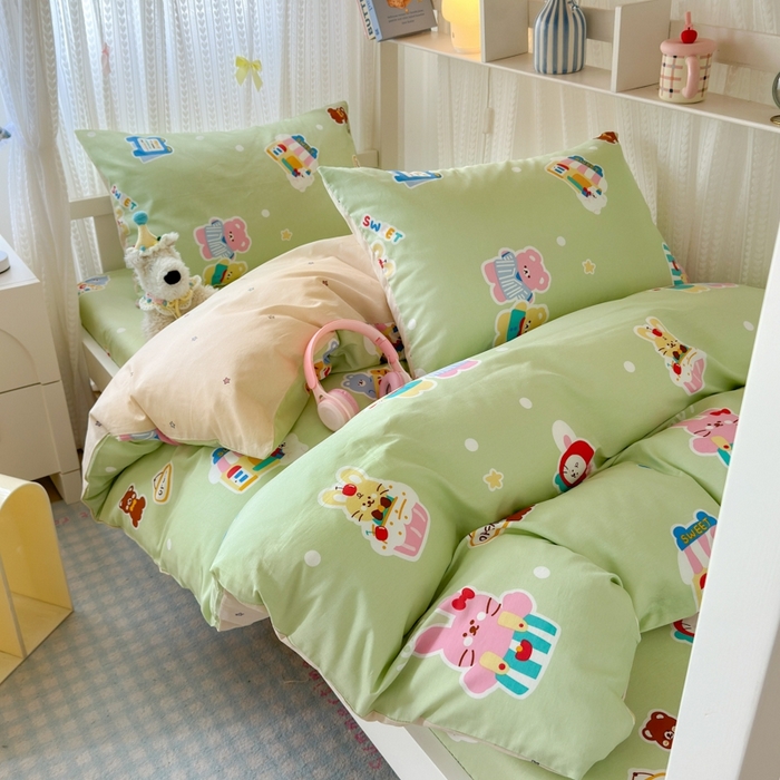 91家纺网 家纺一手货源 找家纺 曼之夏 2025新款全棉纯棉印花学生宿舍上下铺三件套 趣味熊