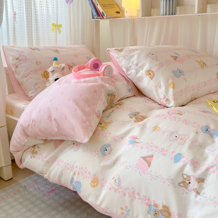 91家纺网 家纺一手货源 找家纺 曼之夏 2025新款全棉纯棉印花学生宿舍上下铺三件套 可爱多