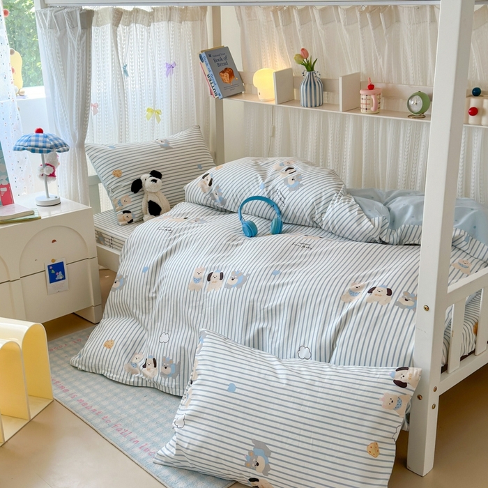 91家纺网 家纺一手货源 找家纺 曼之夏 2025新款全棉纯棉印花学生宿舍上下铺三件套 小狗日记