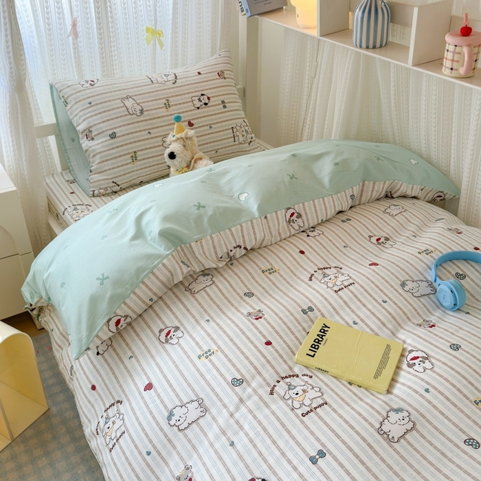 91家纺网 家纺一手货源 找家纺 曼之夏 2025新款全棉纯棉印花学生宿舍上下铺三件套 茶茶狗