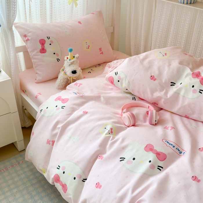 91家纺网 家纺一手货源 找家纺 曼之夏 2025新款全棉纯棉印花学生宿舍上下铺三件套 甜心猫咪